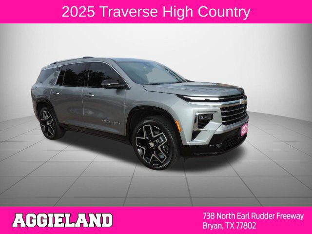 Used 2025 Chevrolet Traverse High Country FWD image 1