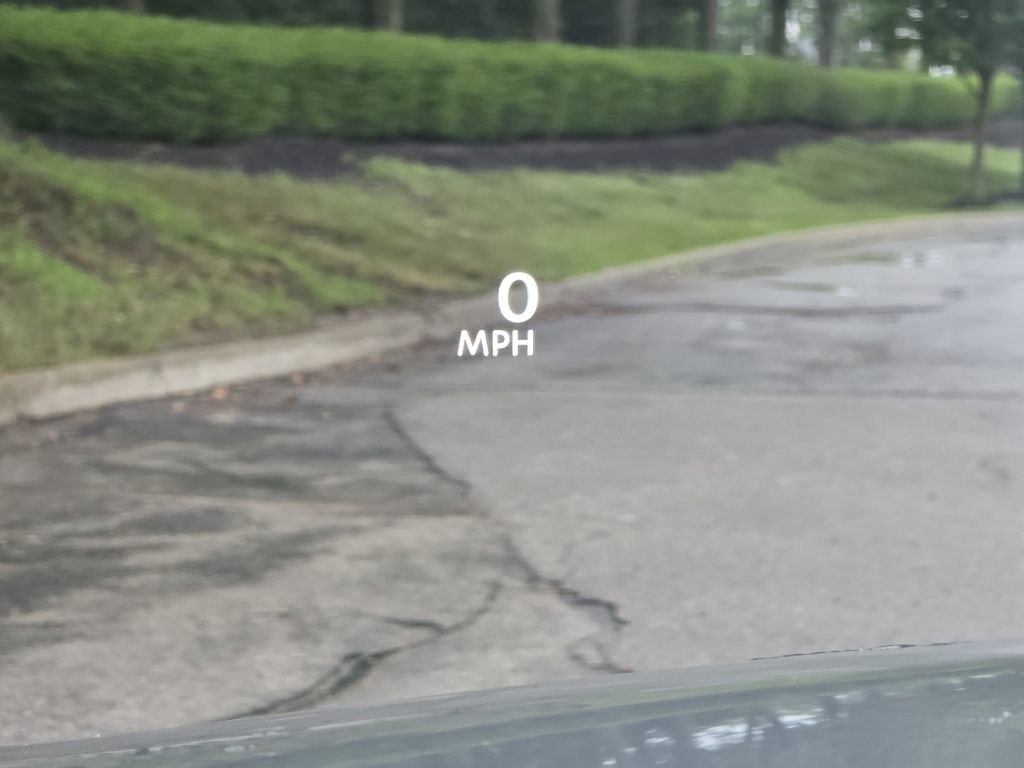 New 2025 INFINITI QX80 Sensory image 14