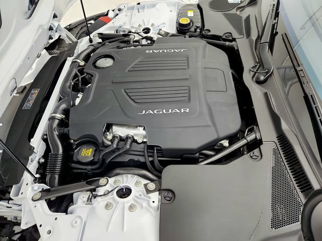 Certified 2024 Jaguar F-TYPE R AWD/4WD image 39