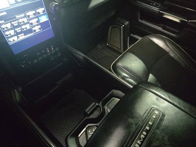 Used 2021 RAM 3500 Limited image 24