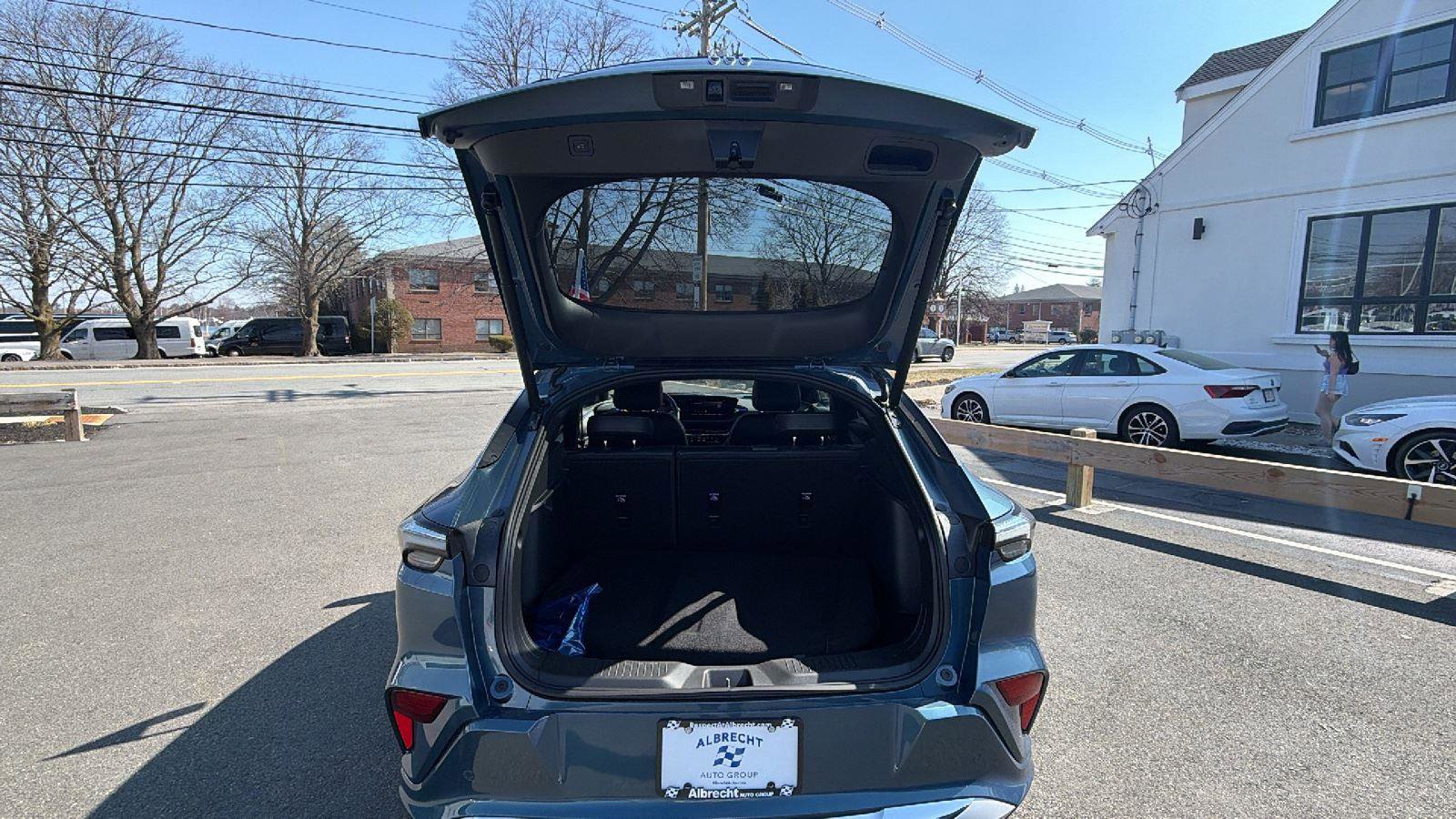 New 2025 Buick Envista Avenir image 10