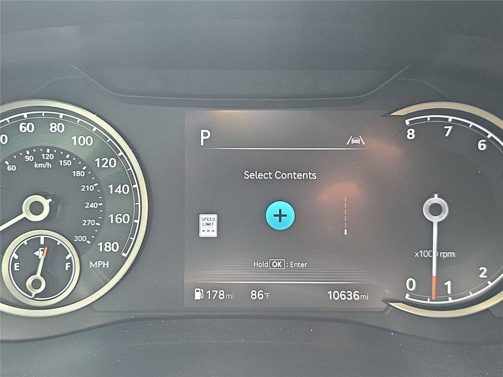 Used 2024 Genesis G70 3.3T Advanced RWD image 25