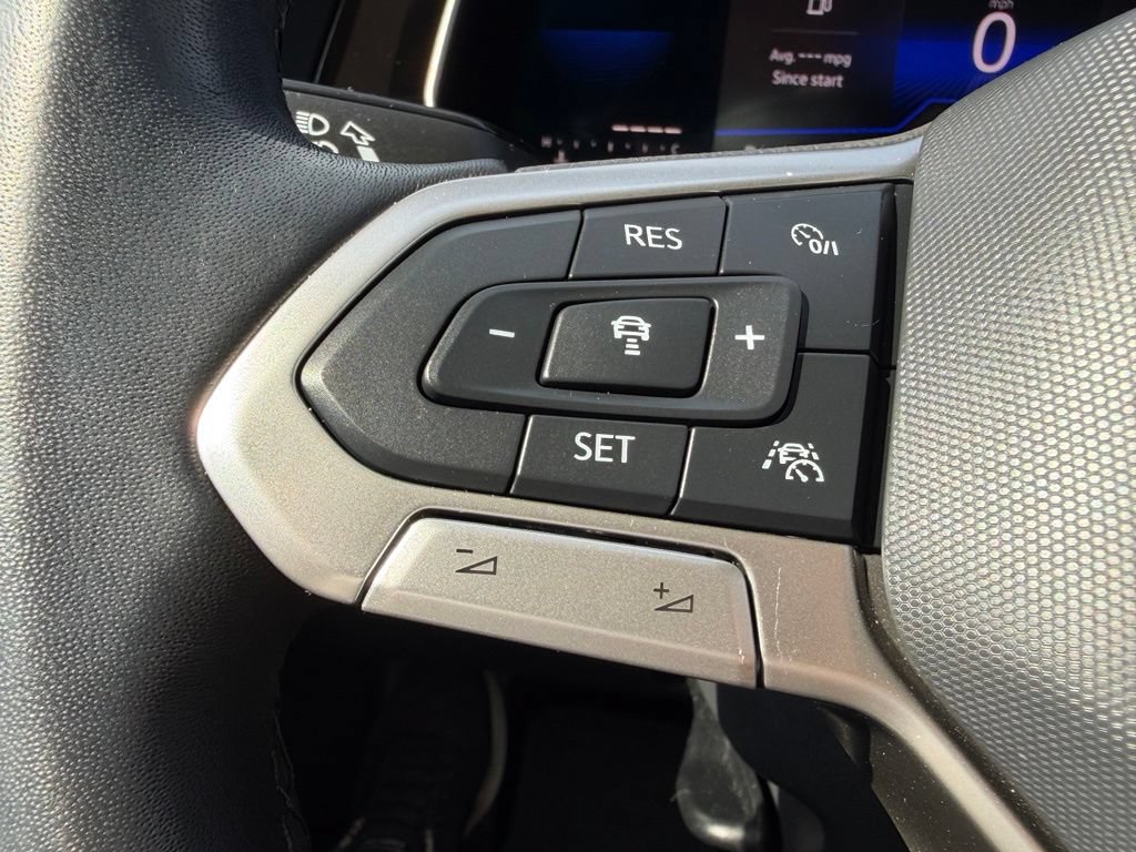 Used 2022 Volkswagen Jetta SE FWD image 34
