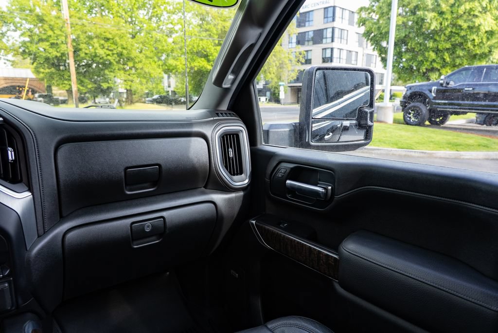 Used 2020 GMC Sierra 2500 Denali w/ Denali Ultimate Package AWD/4WD image 11