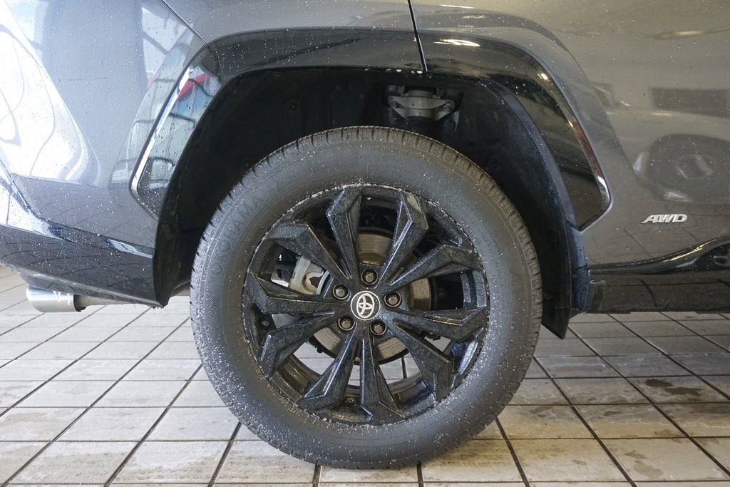 Used 2024 Toyota RAV4 XSE w/ Advanced Technology Package image 32
