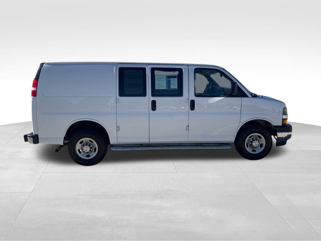 Used 2023 Chevrolet Express 2500 w/ Driver Convenience Package image 8