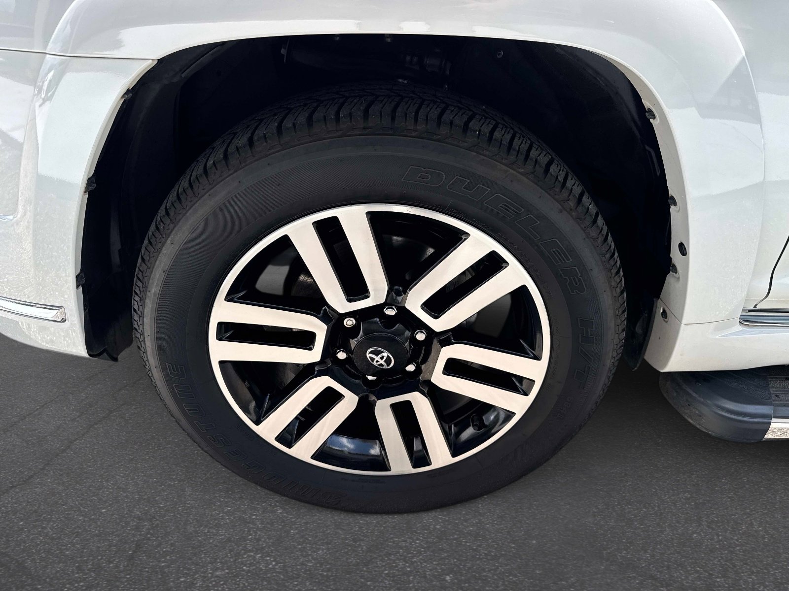 Used 2024 Toyota 4Runner Limited AWD/4WD image 10