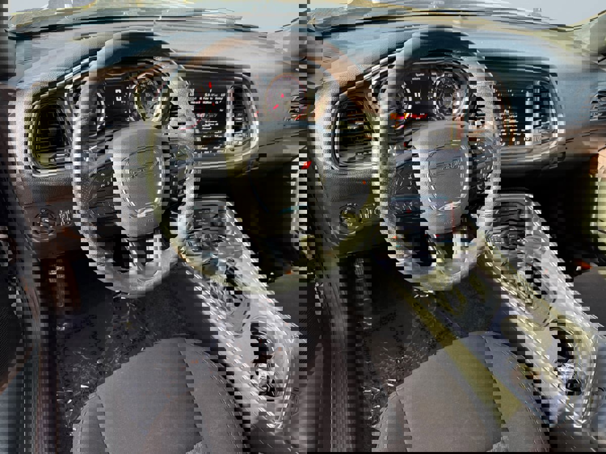 Used 2018 Dodge Challenger R/T Scat Pack image 14