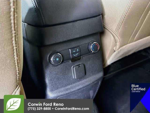 Used 2017 Ford Explorer XLT w/ Equipment Group 201A AWD/4WD image 26