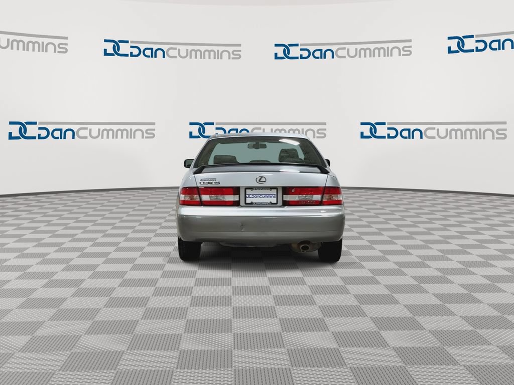 Used 2000 Lexus ES 330 FWD image 7