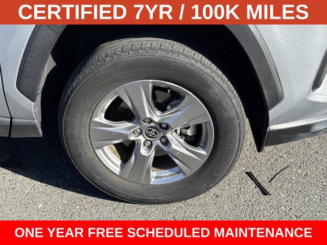 Used 2024 Toyota RAV4 XLE w/ Convenience Package AWD/4WD image 7