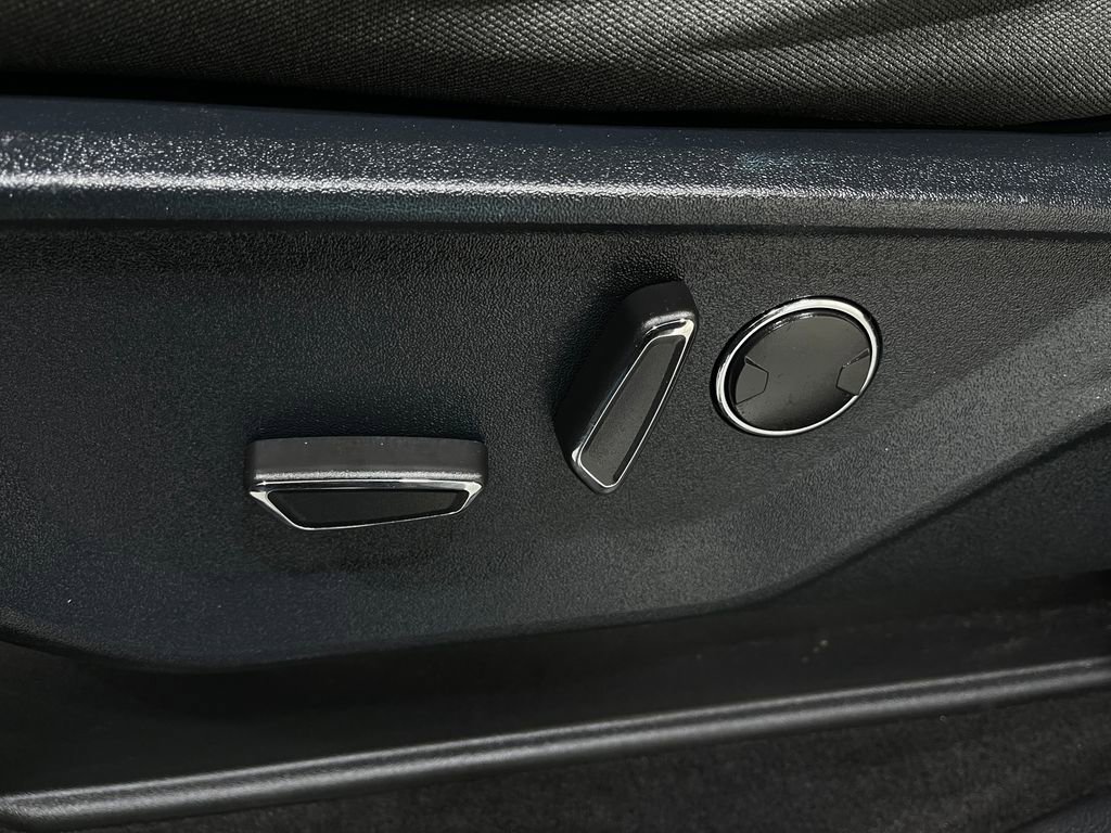 Used 2021 Ford F150 XLT w/ Equipment Group 302A High image 17