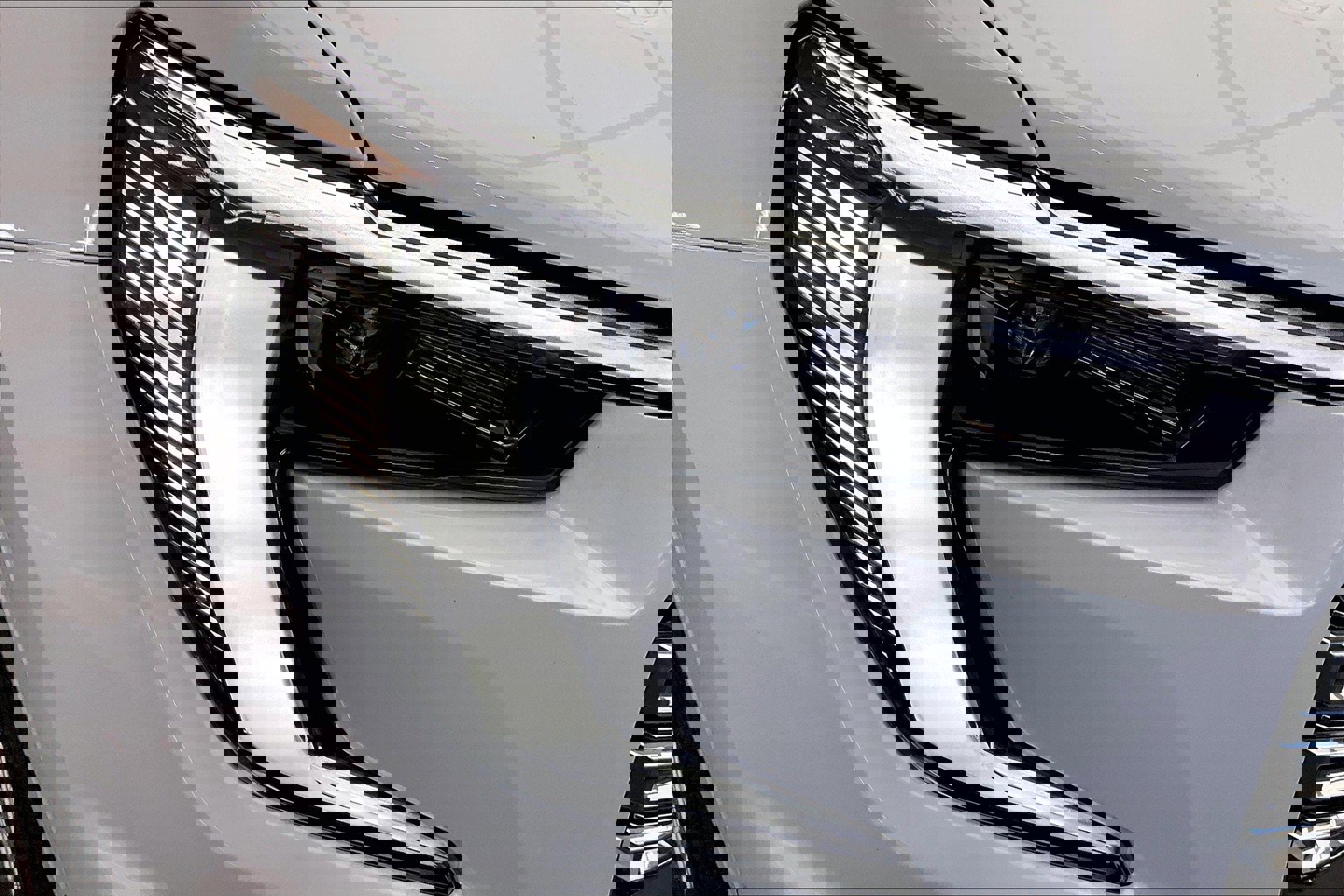 New 2026 GMC Acadia Denali w/ Super Cruise Package image 15