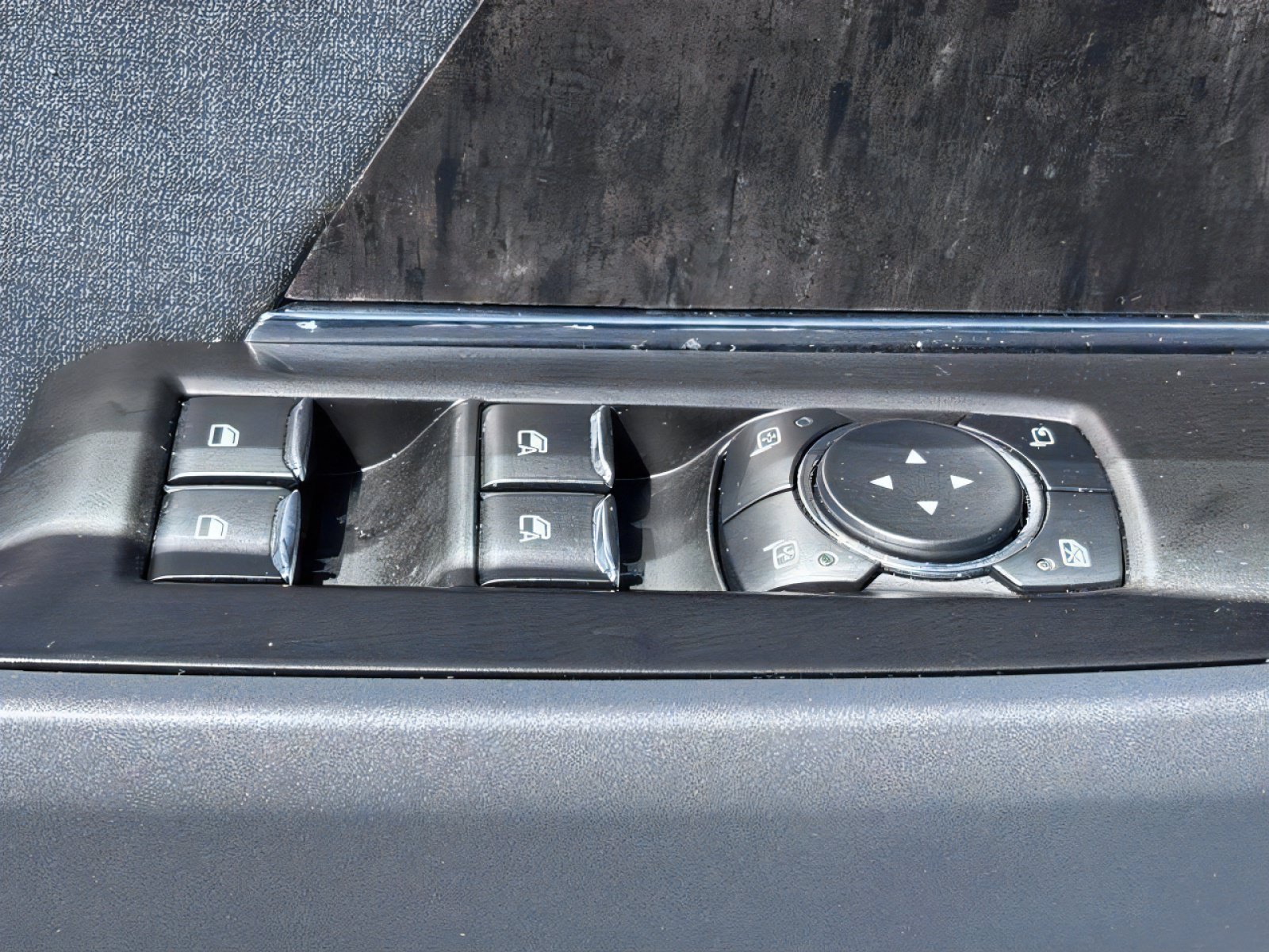 Used 2023 Ford F150 Lariat RWD image 18
