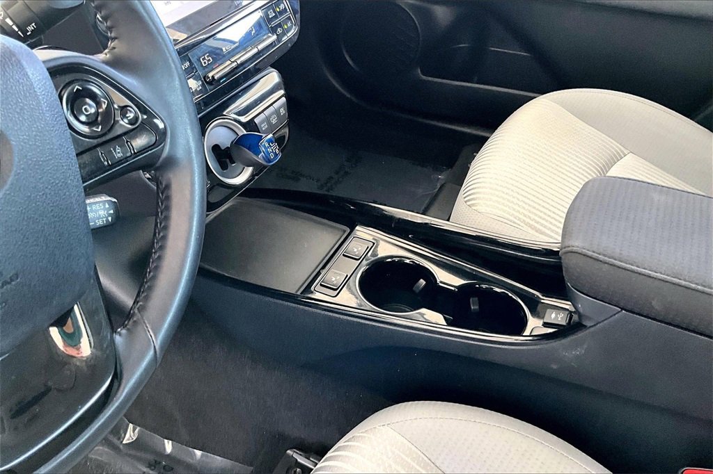 Certified 2020 Toyota Prius Prime LE image 18