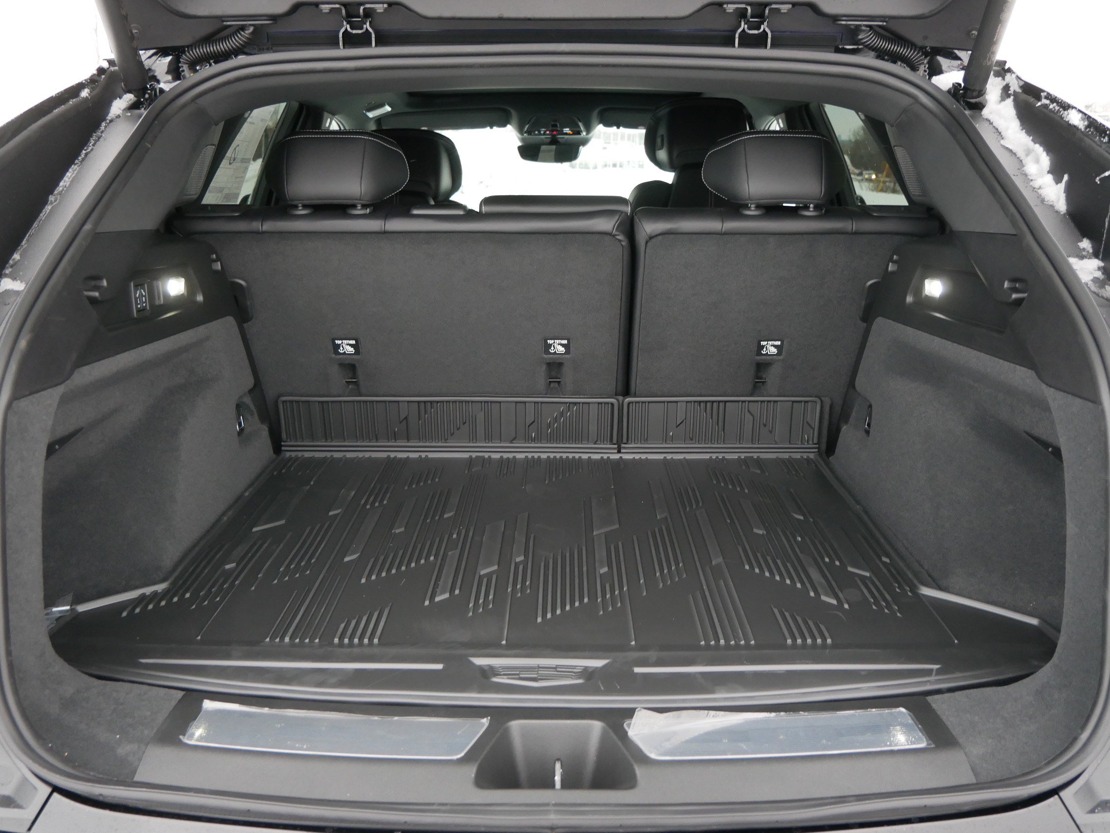 Used 2026 Cadillac Lyriq Premium Sport w/ LPO, Floor Liner Package AWD/4WD image 16