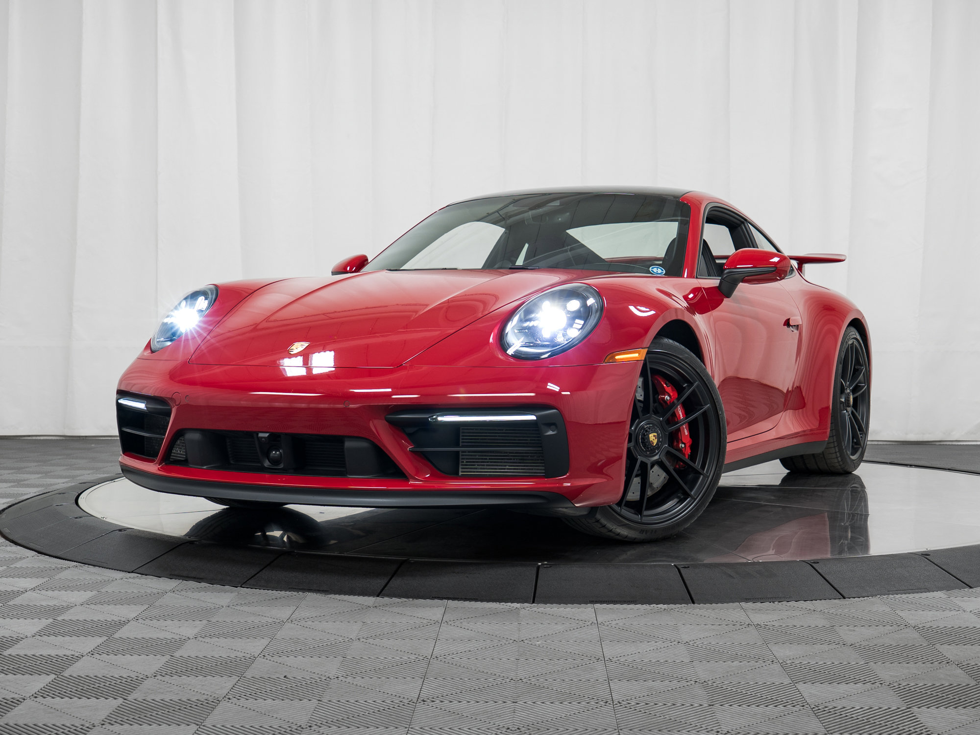 Certified 2024 Porsche 911 Carrera 4 GTS image 32
