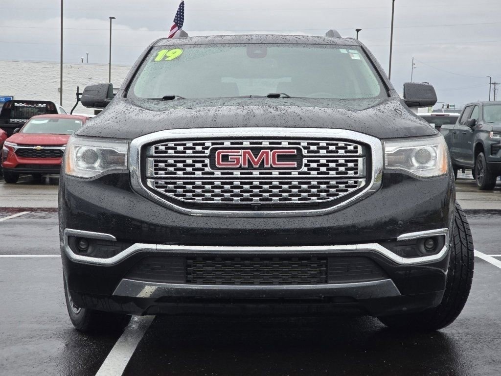 Used 2019 GMC Acadia Denali w/ Technology Package AWD/4WD image 16