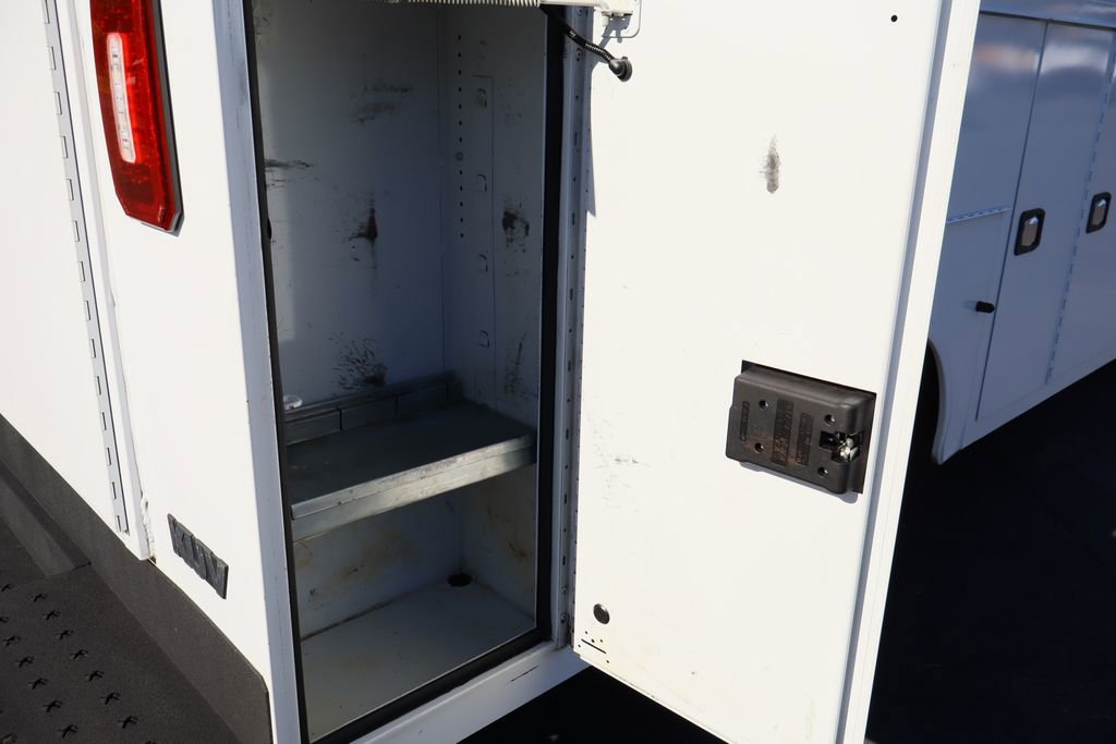 Used 2023 GMC Savana 3500 w/ Power Convenience Package image 25