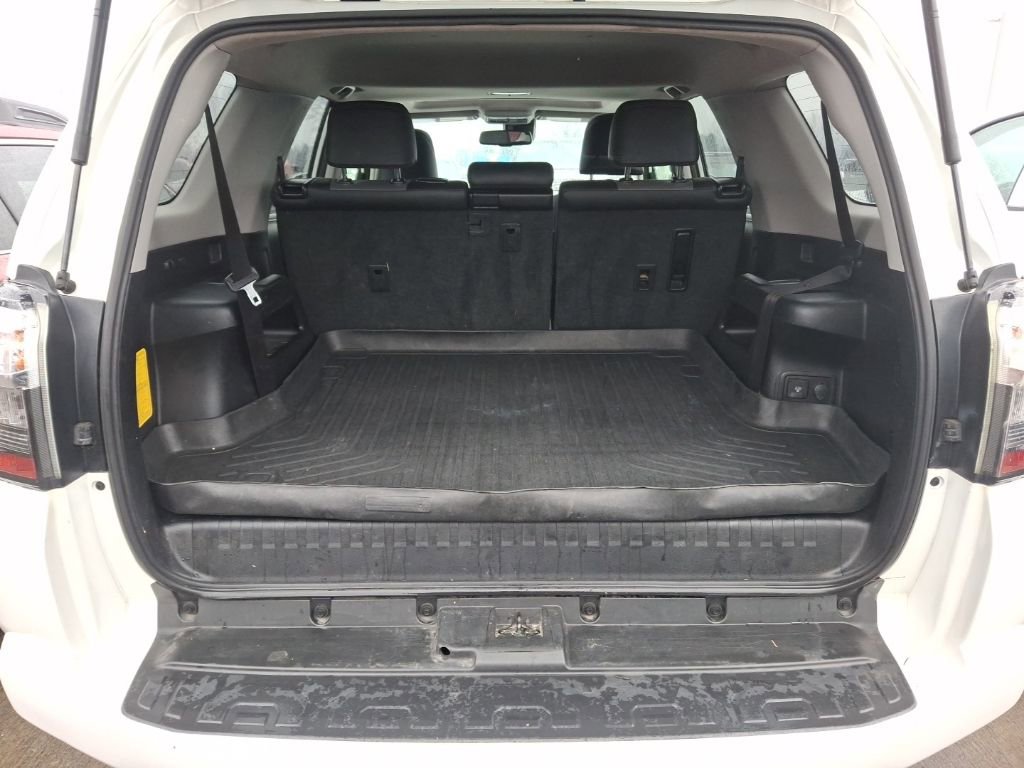 Used 2020 Toyota 4Runner SR5 image 9