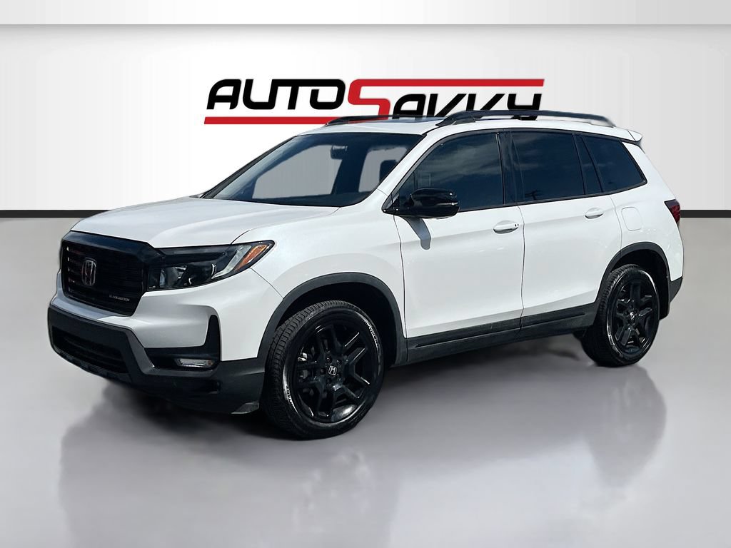 Used 2025 Honda Passport Black Edition image 3