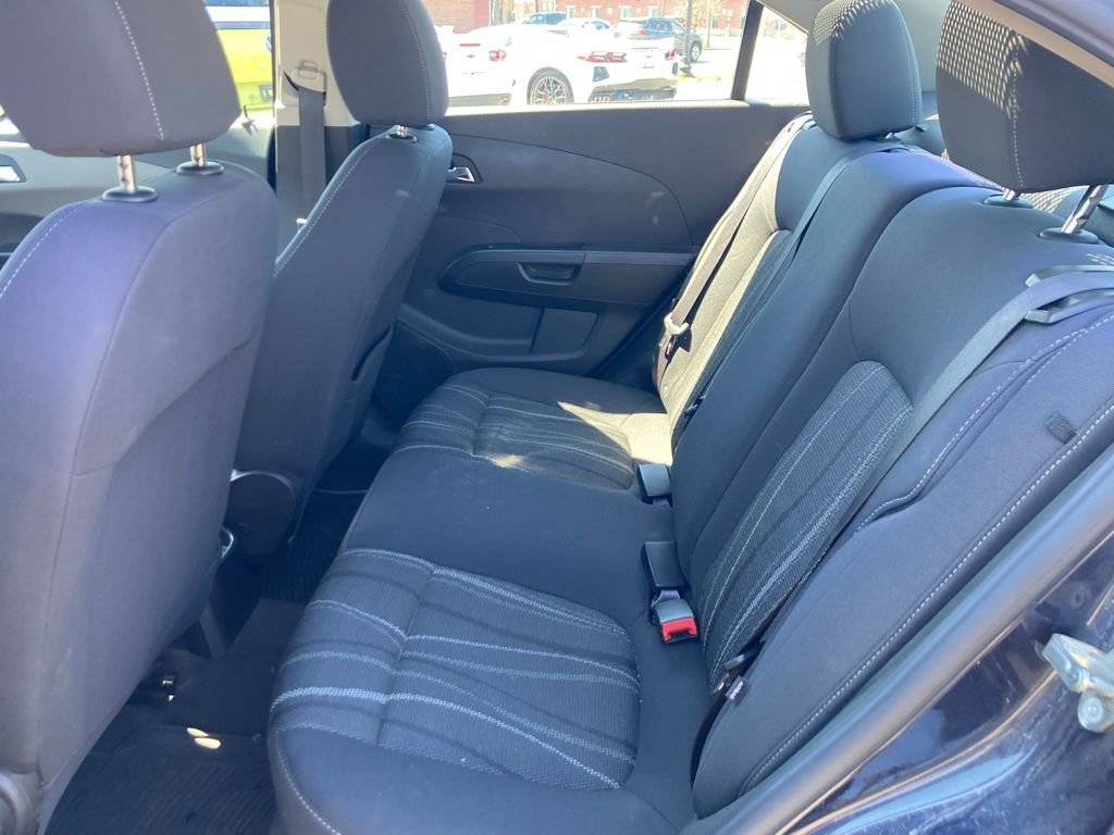 Used 2016 Chevrolet Sonic LT FWD image 15