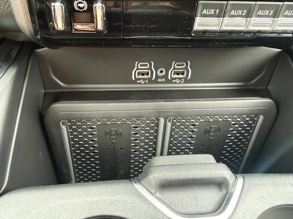 New 2026 RAM 2500 Laramie AWD/4WD image 28