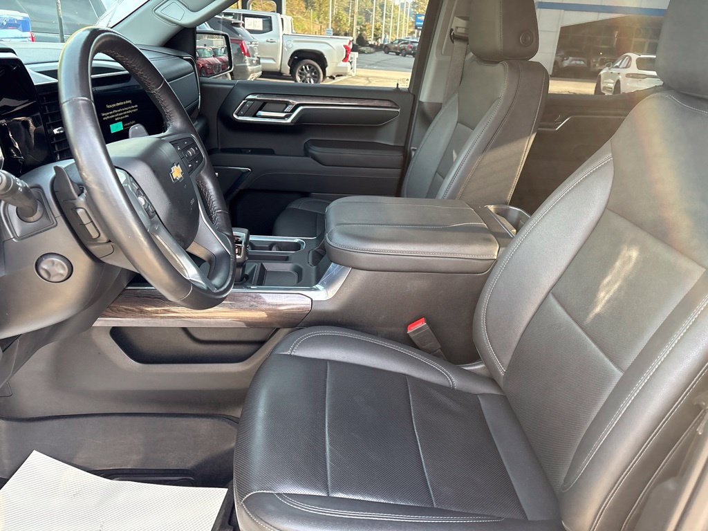 Certified 2023 Chevrolet Silverado 1500 LTZ w/ LTZ Premium Package AWD/4WD image 12