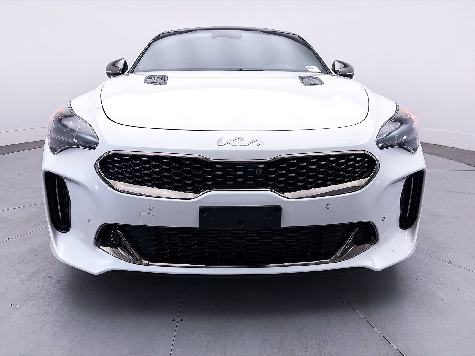 Used 2022 Kia Stinger GT2 AWD/4WD image 12