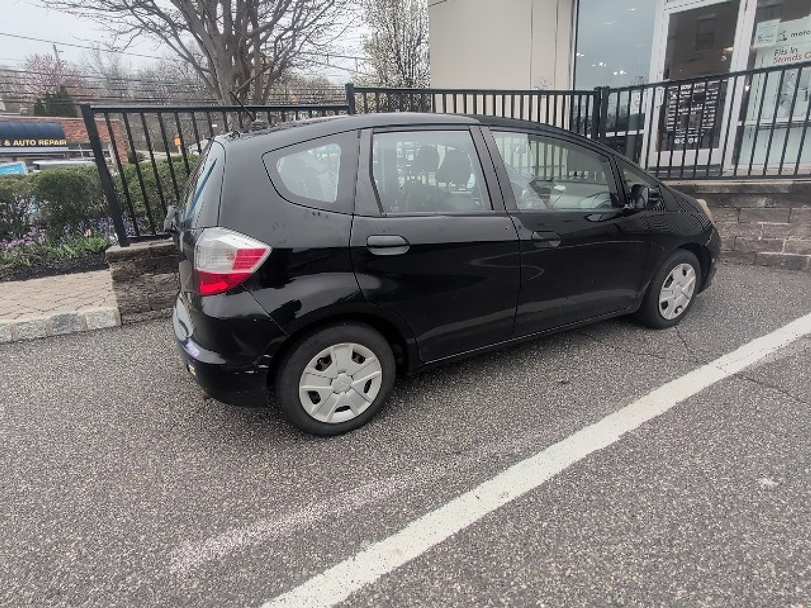 Used 2013 Honda Fit image 3