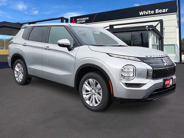 New 2026 Mitsubishi Outlander ES image 1