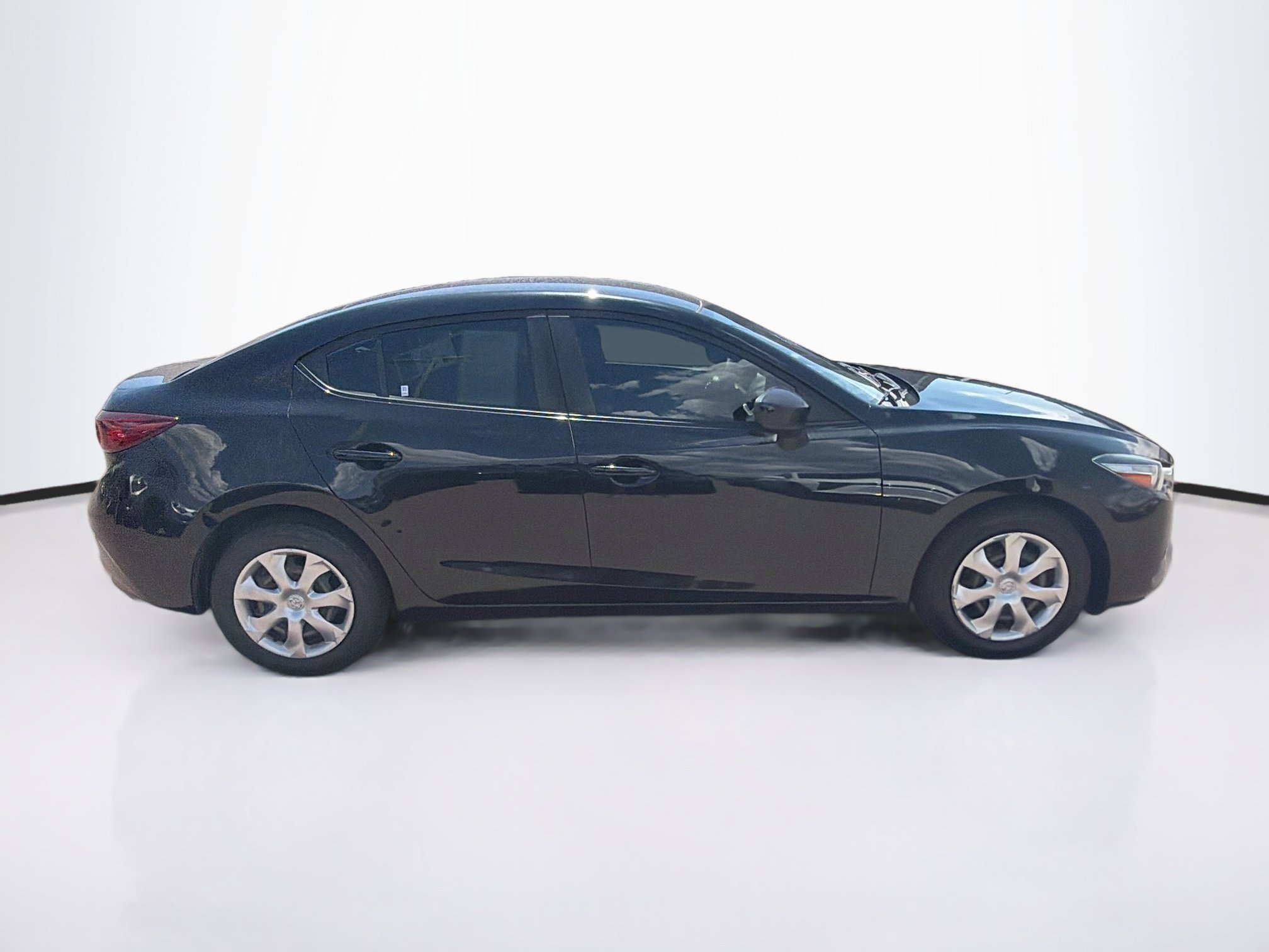 Used 2018 MAZDA MAZDA3 Sport FWD image 10