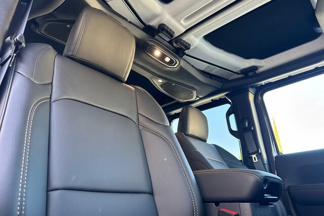 New 2027 Jeep Wrangler Unlimited Sahara AWD/4WD image 14