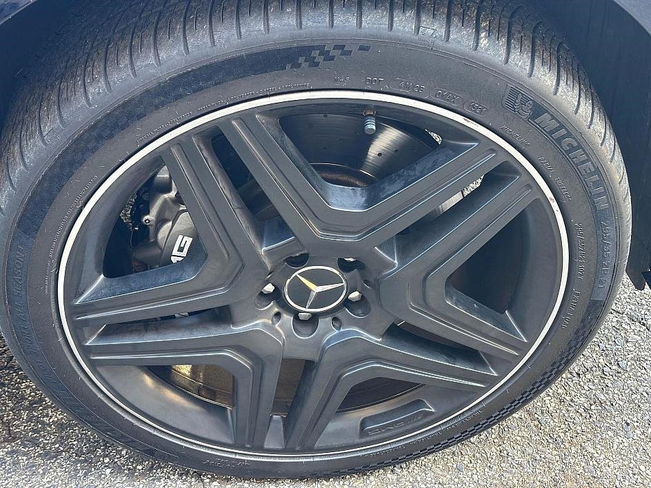 Used 2015 Mercedes-Benz ML 63 AMG 4MATIC image 13