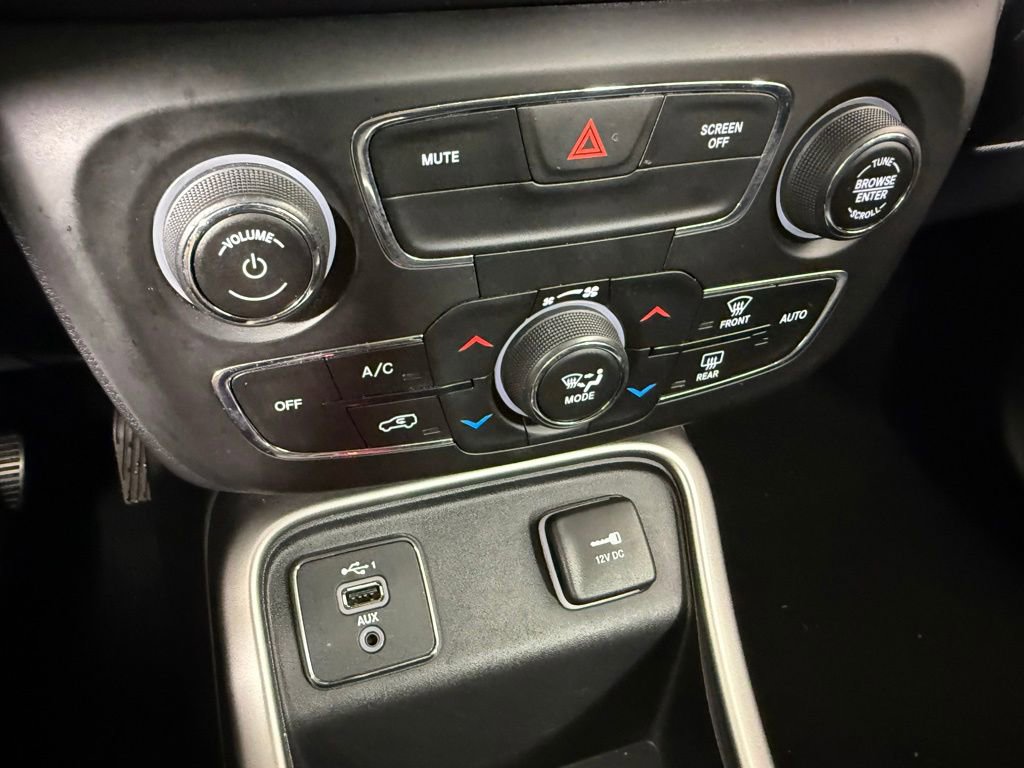 Used 2021 Jeep Compass Latitude FWD image 22