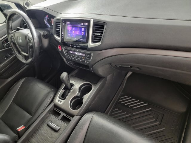 Used 2017 Honda Pilot EX-L image 18