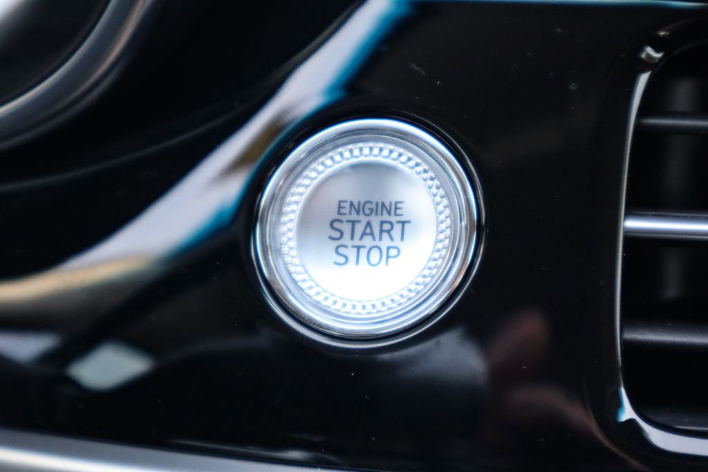 Used 2026 Genesis G70 2.5T image 22