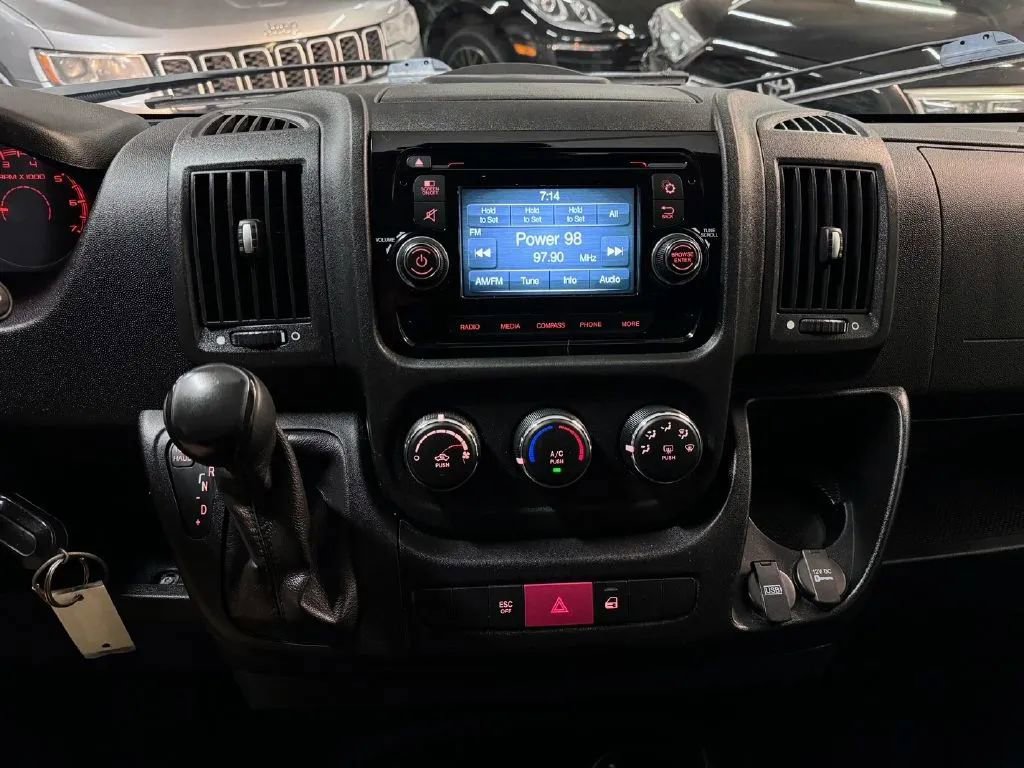 Used 2016 RAM ProMaster 2500 image 17