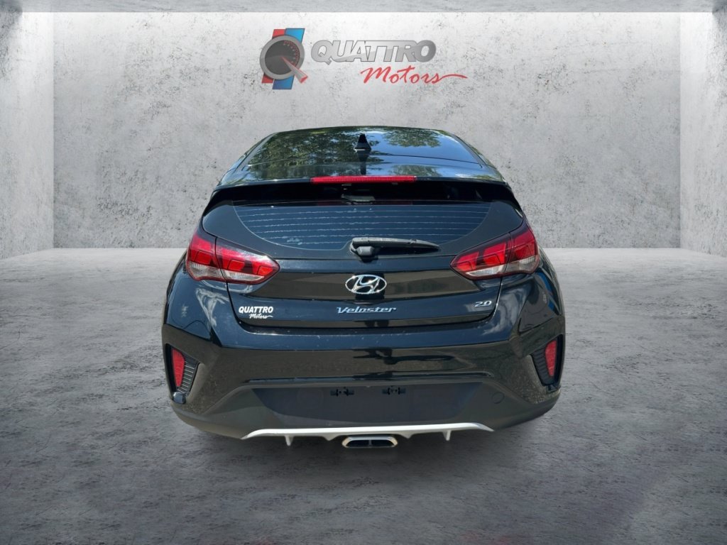 Used 2019 Hyundai Veloster 2.0 FWD image 4