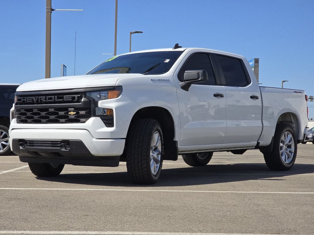 Used 2023 Chevrolet Silverado 1500 Custom AWD/4WD image 11