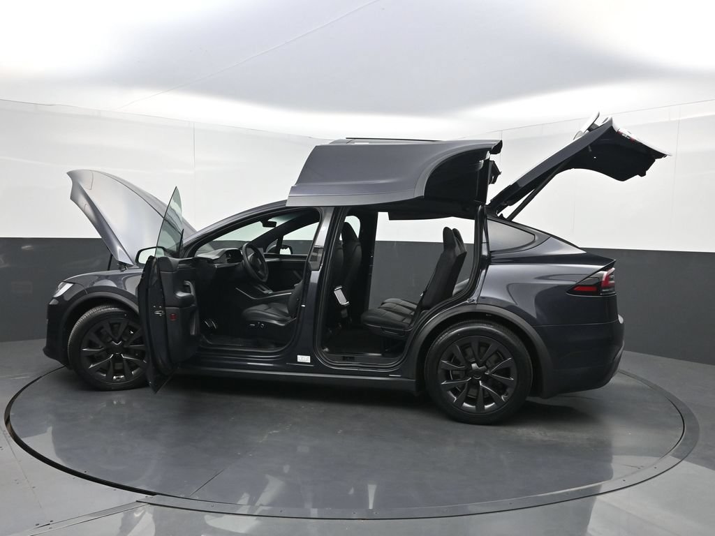 Used 2024 Tesla Model X AWD/4WD image 37
