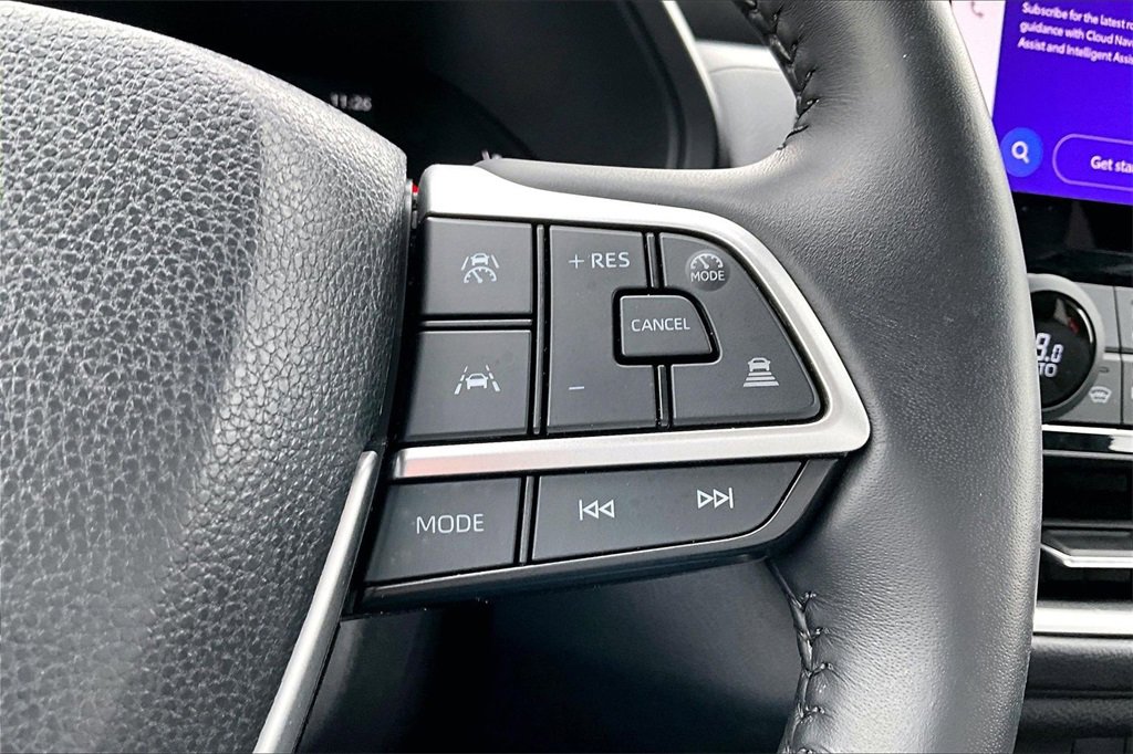 Used 2025 Toyota Grand Highlander XLE image 16