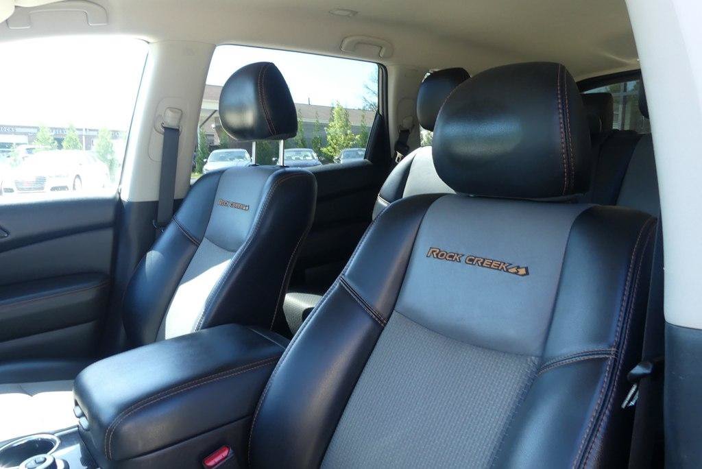 Used 2019 Nissan Pathfinder SV w/ Rock Creek Edition AWD/4WD image 14
