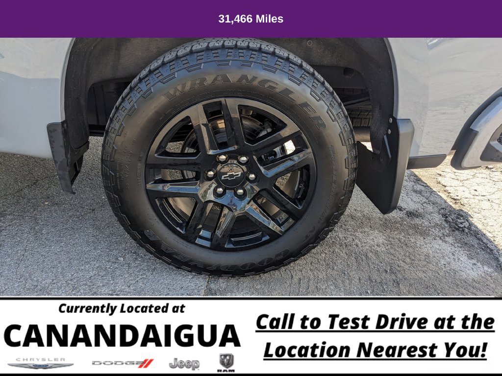 Used 2025 Chevrolet Silverado 1500 RST AWD/4WD image 35