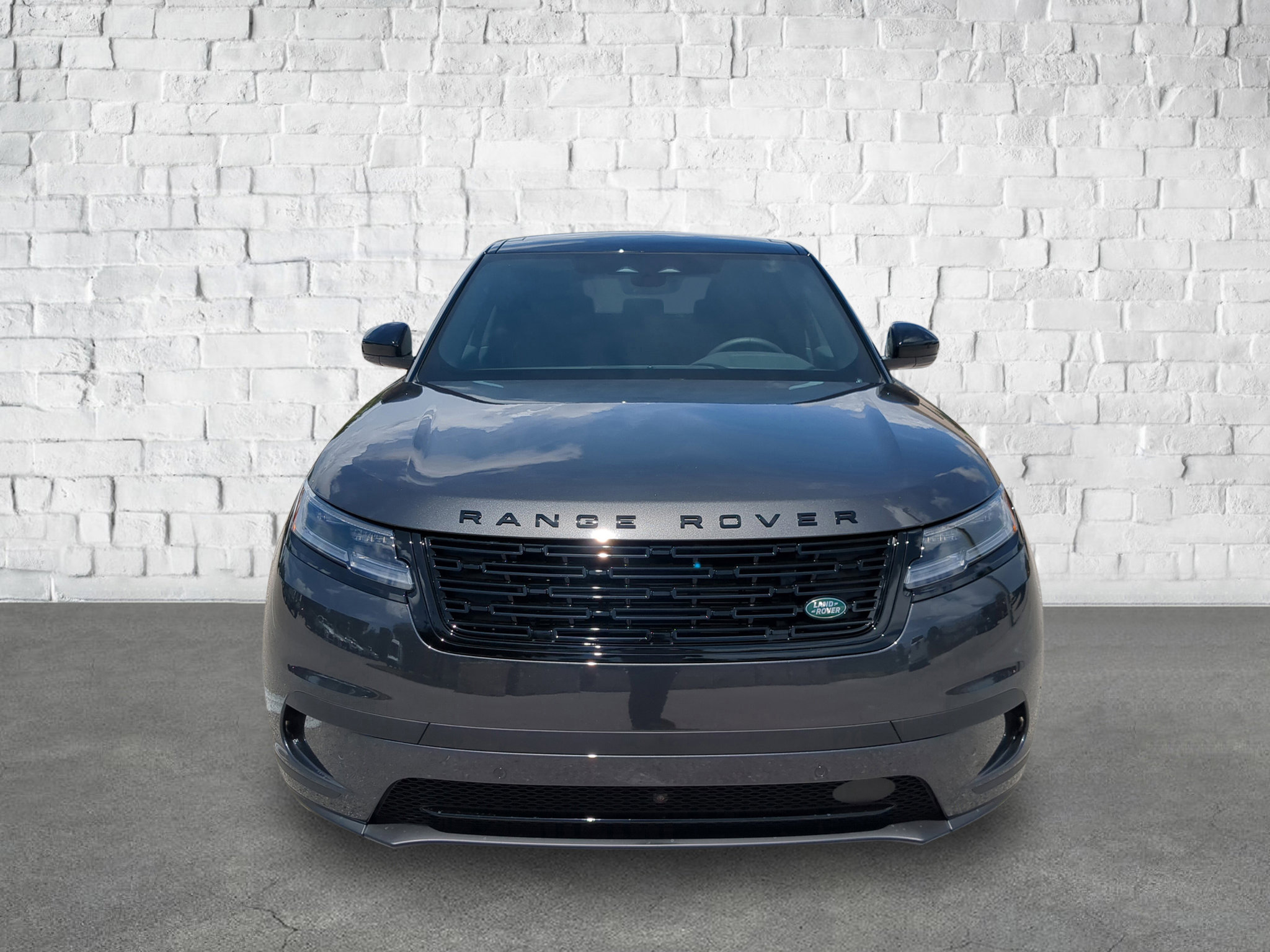 New 2026 Land Rover Range Rover Velar S image 2