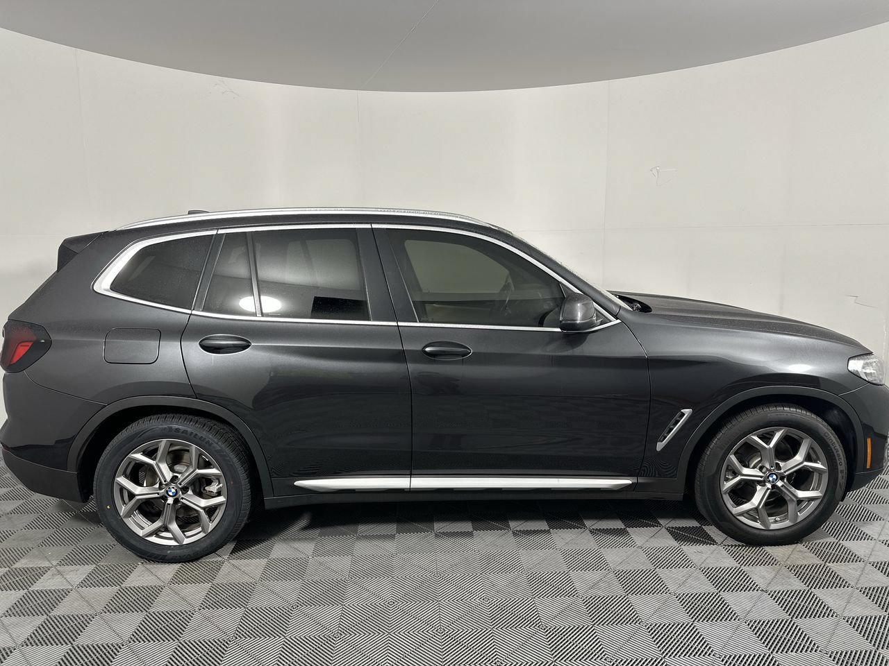 Used 2022 BMW X3 sDrive30i RWD image 18