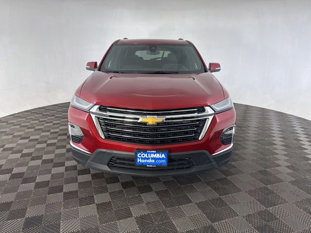 Used 2023 Chevrolet Traverse LT image 2