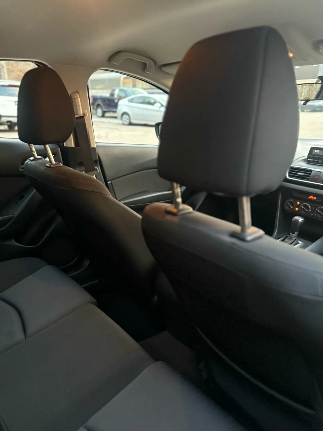 Used 2014 MAZDA MAZDA3 i Sport image 19