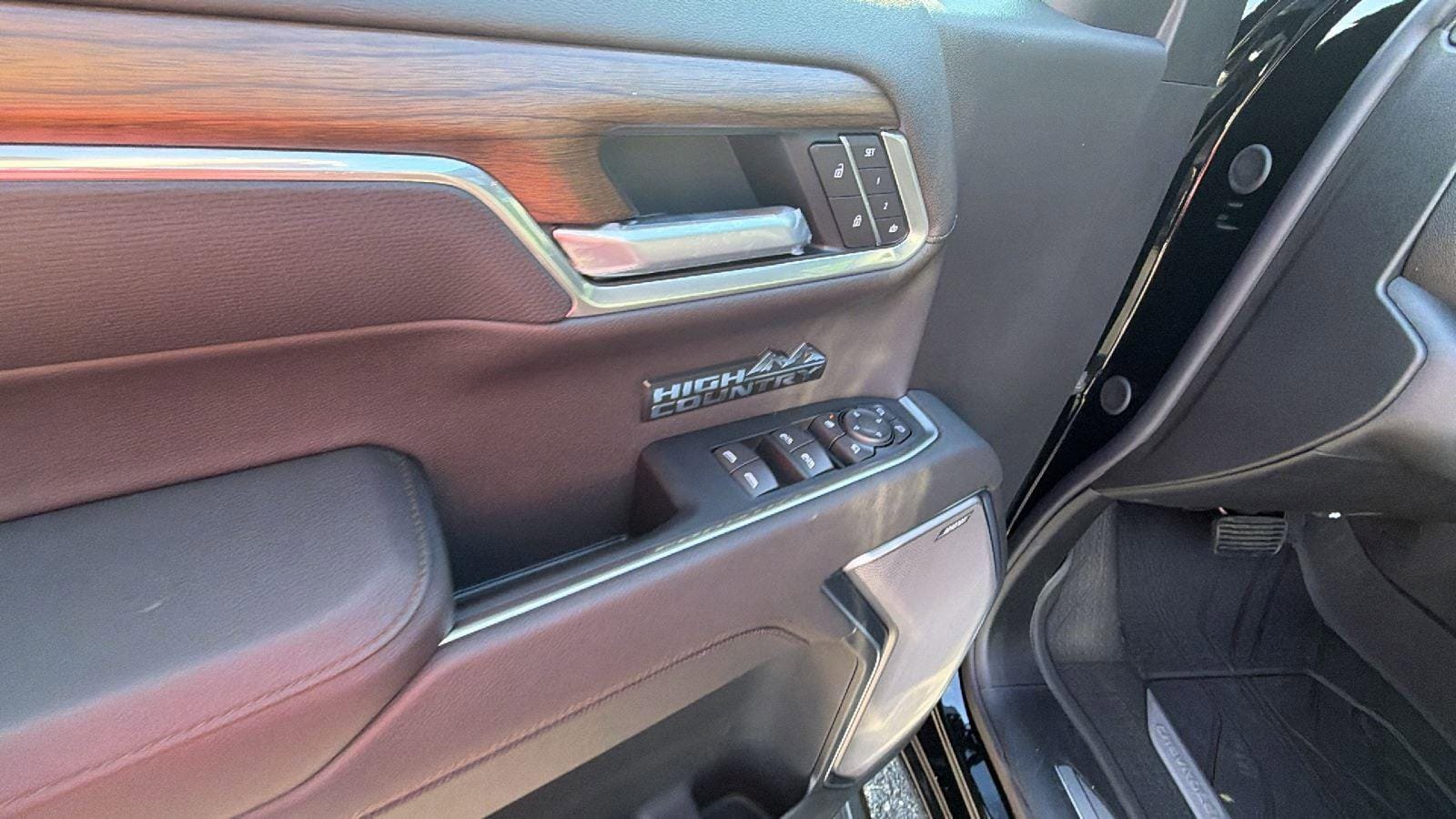 New 2026 Chevrolet Silverado 1500 High Country AWD/4WD image 12