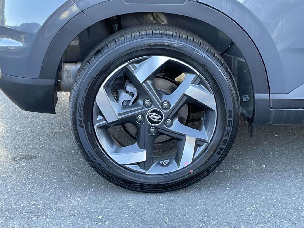 New 2026 Hyundai Venue SEL image 7